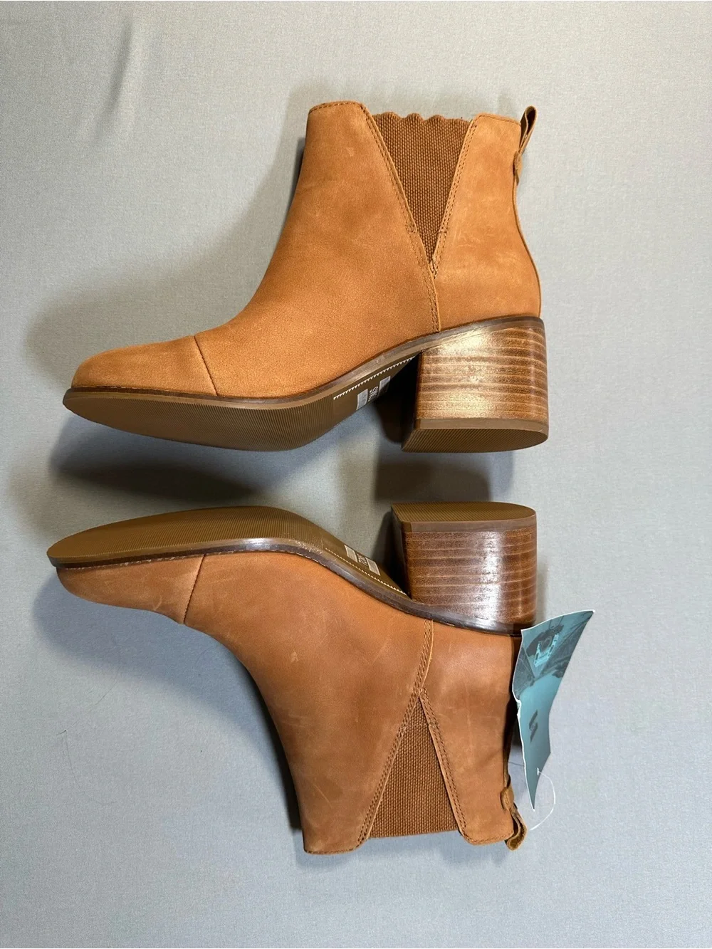 NWT Toms Esme Slip-On Boot, Stacked Heel, Tan Leather - Womens 7